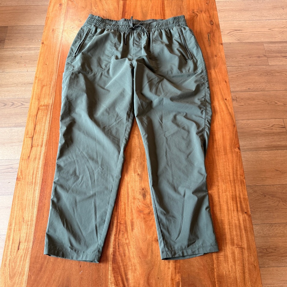 The North Face Women's Army Green Hiking Pants Size XL‎